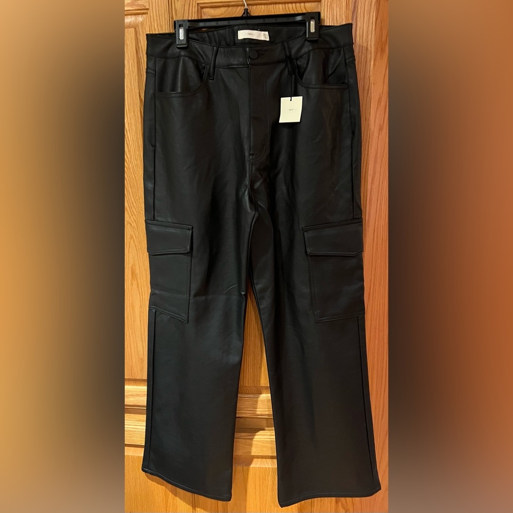 tgla Juniors Straight Leg Cargo 90’s Black Faux Leather Pants Size 17/18 NEW
